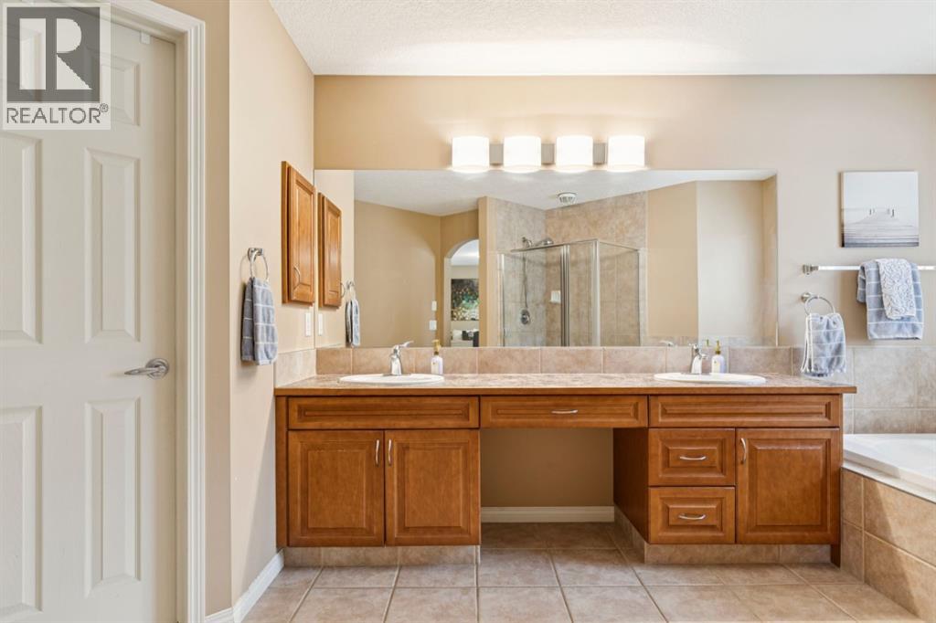 51 Sienna Park Crescent SW, Calgary, Alberta  T3H 5K7 - Photo 22 - A2336645