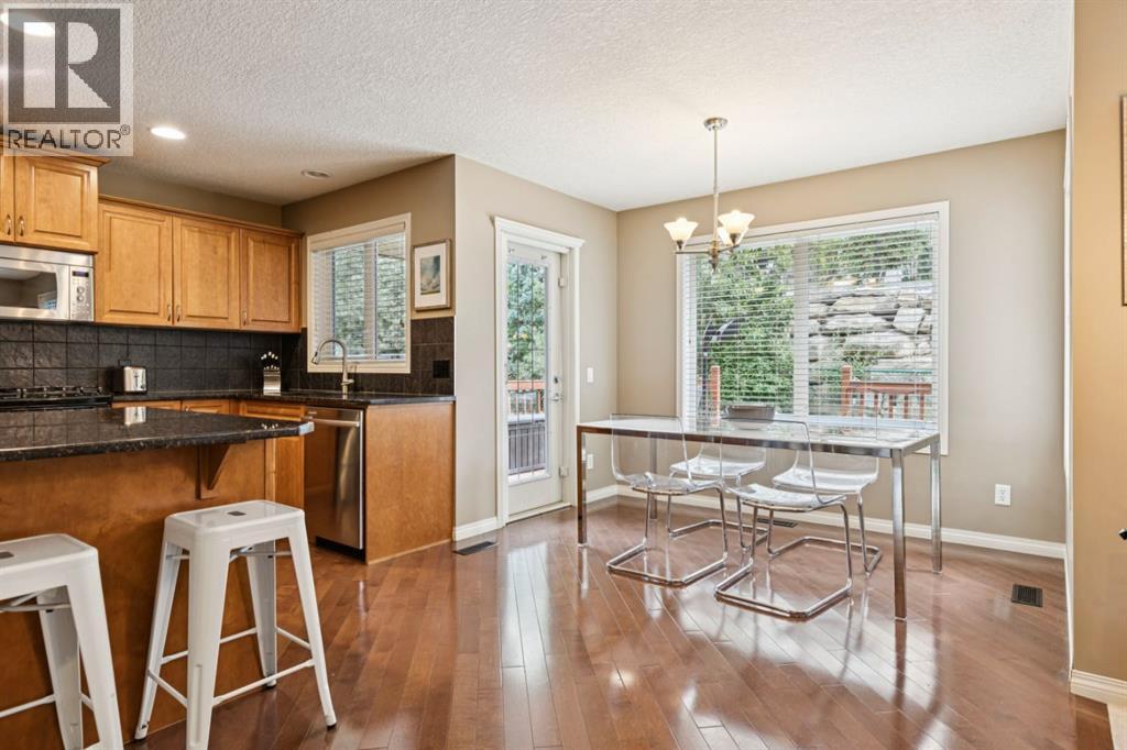51 Sienna Park Crescent SW, Calgary, Alberta  T3H 5K7 - Photo 9 - A2336645