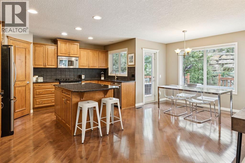 51 Sienna Park Crescent SW, Calgary, Alberta  T3H 5K7 - Photo 5 - A2336645