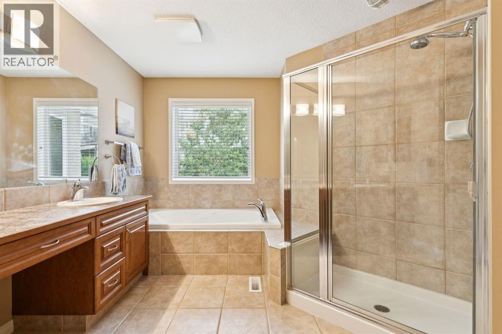 51 Sienna Park Crescent SW, Calgary, Alberta  T3H 5K7 - Photo 21 - A2336645