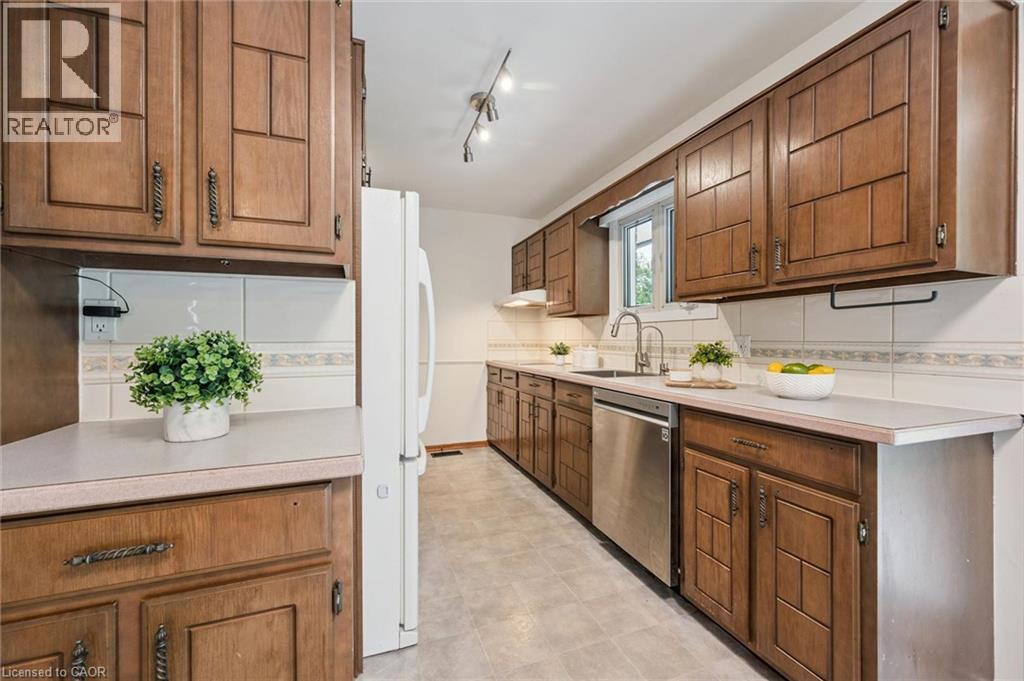 186 Marshall Street, Waterloo, Ontario  N2J 2V1 - Photo 10 - 40855237