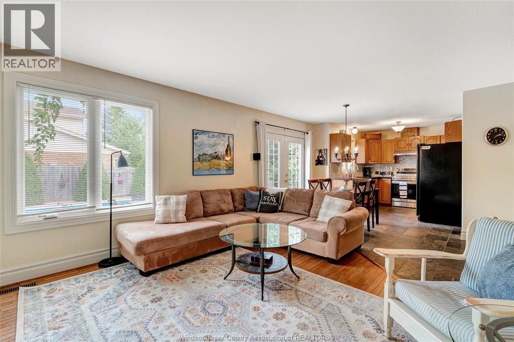 45 Merritt Avenue, Chatham, Ontario  N7M 6G6 - Photo 5 - 26020147
