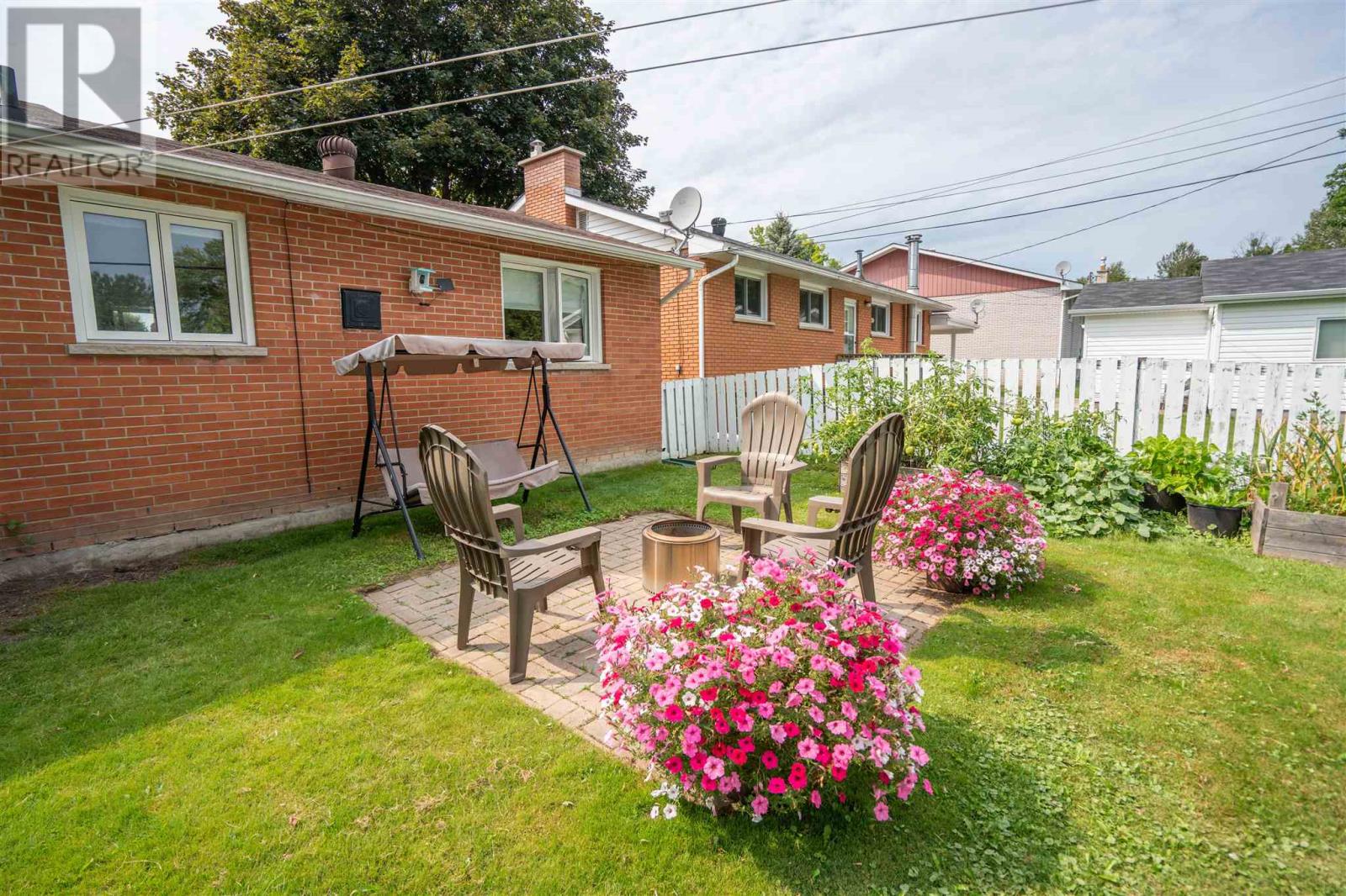 155 Meadow Park Cres, Sault Ste. Marie, Ontario  P6A 4H1 - Photo 25 - SM262168