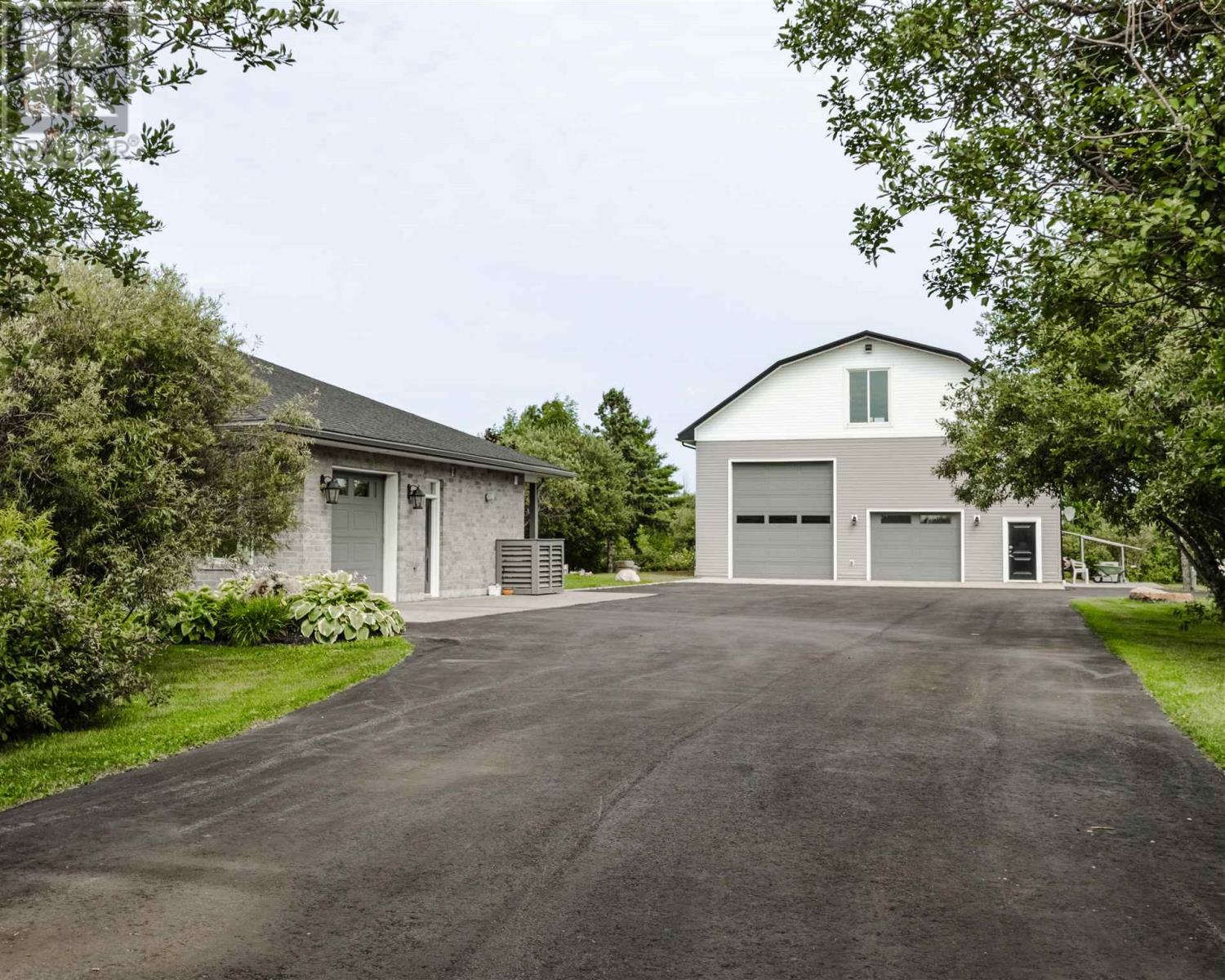 758 Leighs Bay Rd, Sault Ste. Marie, Ontario  P6A 5K6 - Photo 4 - SM262219