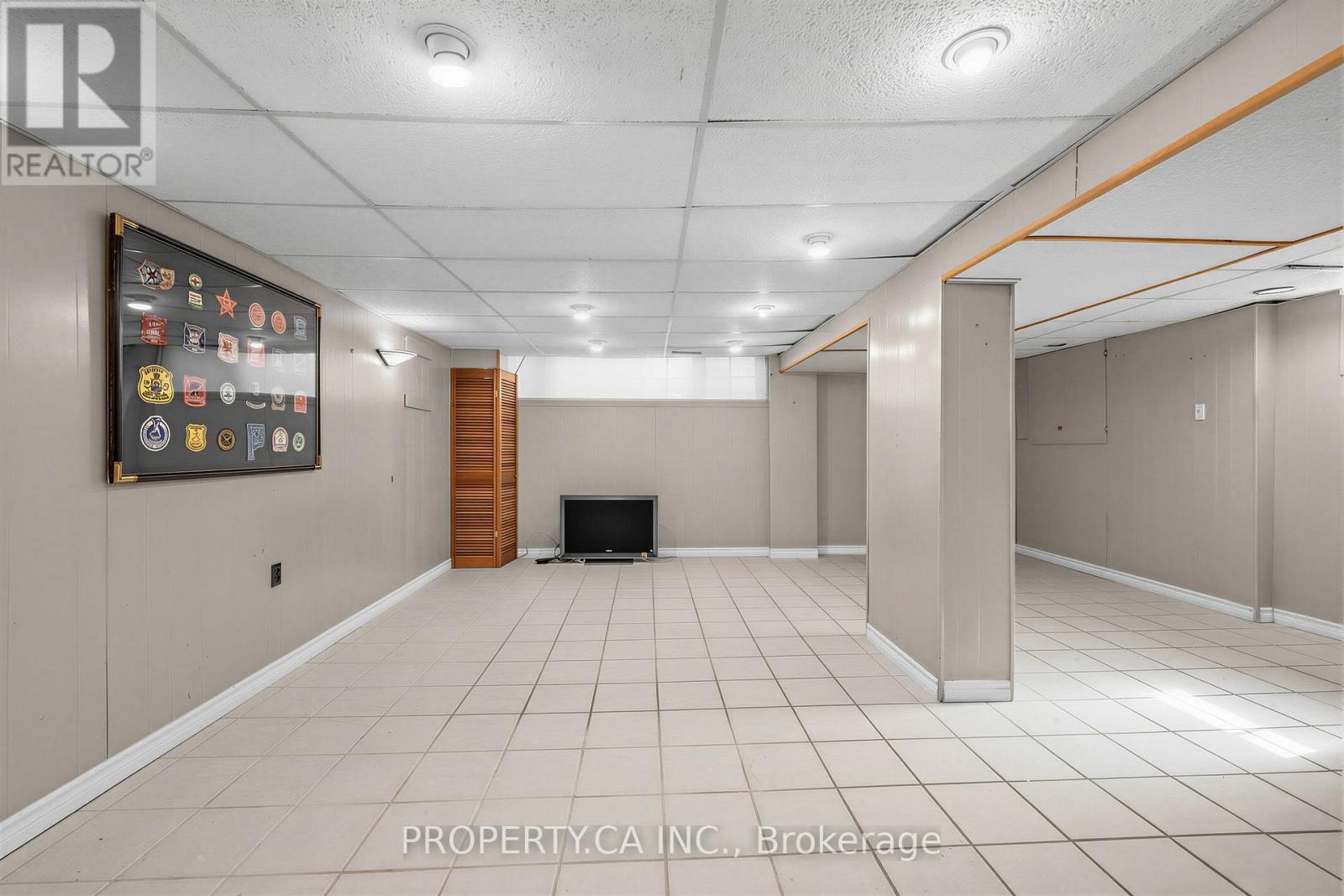 48 Santa Barbara Road, Toronto, Ontario  M2N 2C2 - Photo 20 - C13686800