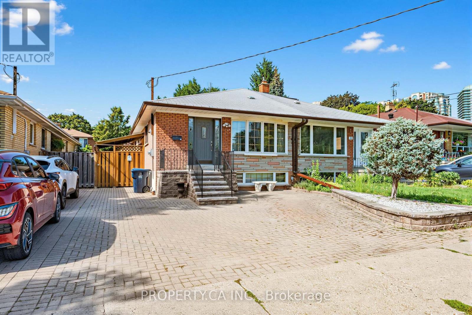 48 SANTA BARBARA ROAD, Toronto, Ontario
