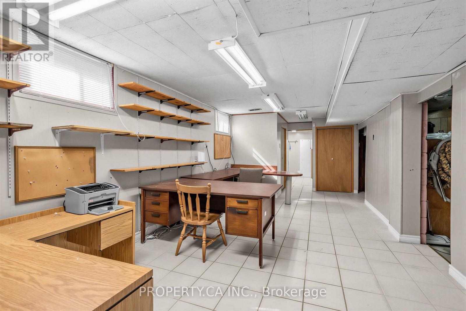 48 Santa Barbara Road, Toronto, Ontario  M2N 2C2 - Photo 27 - C13686800