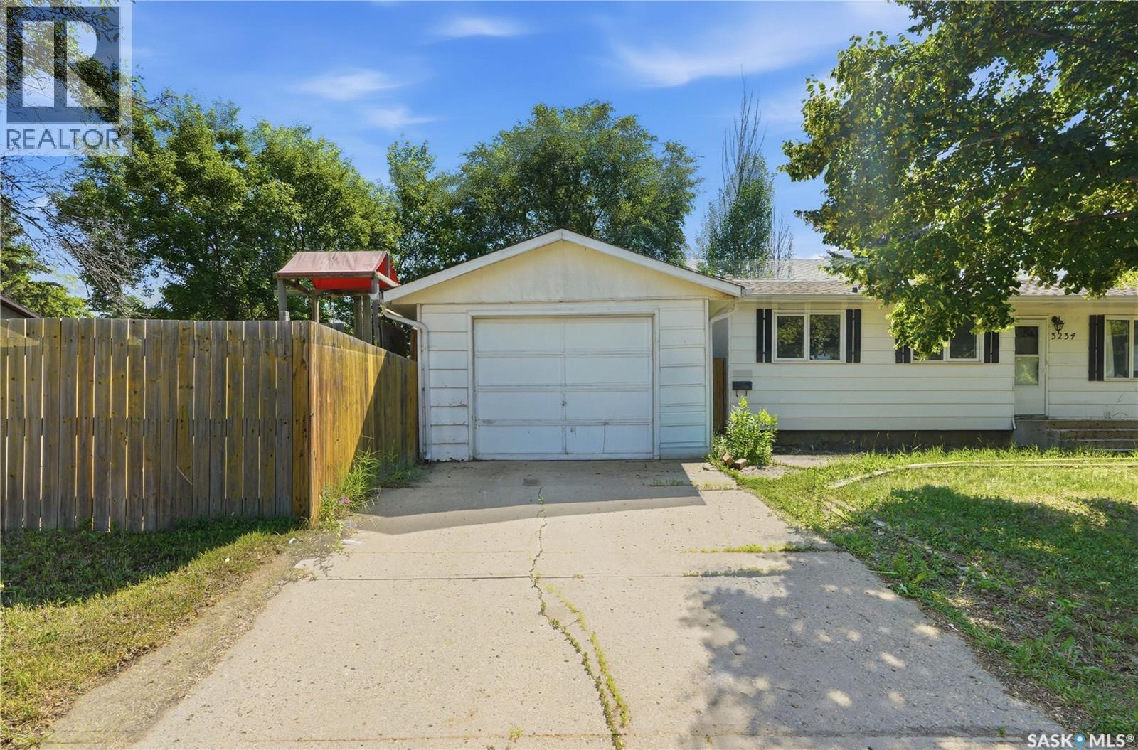 3234 Maxwell Street, Saskatoon, Saskatchewan  S7L 4K8 - Photo 3 - SK045902