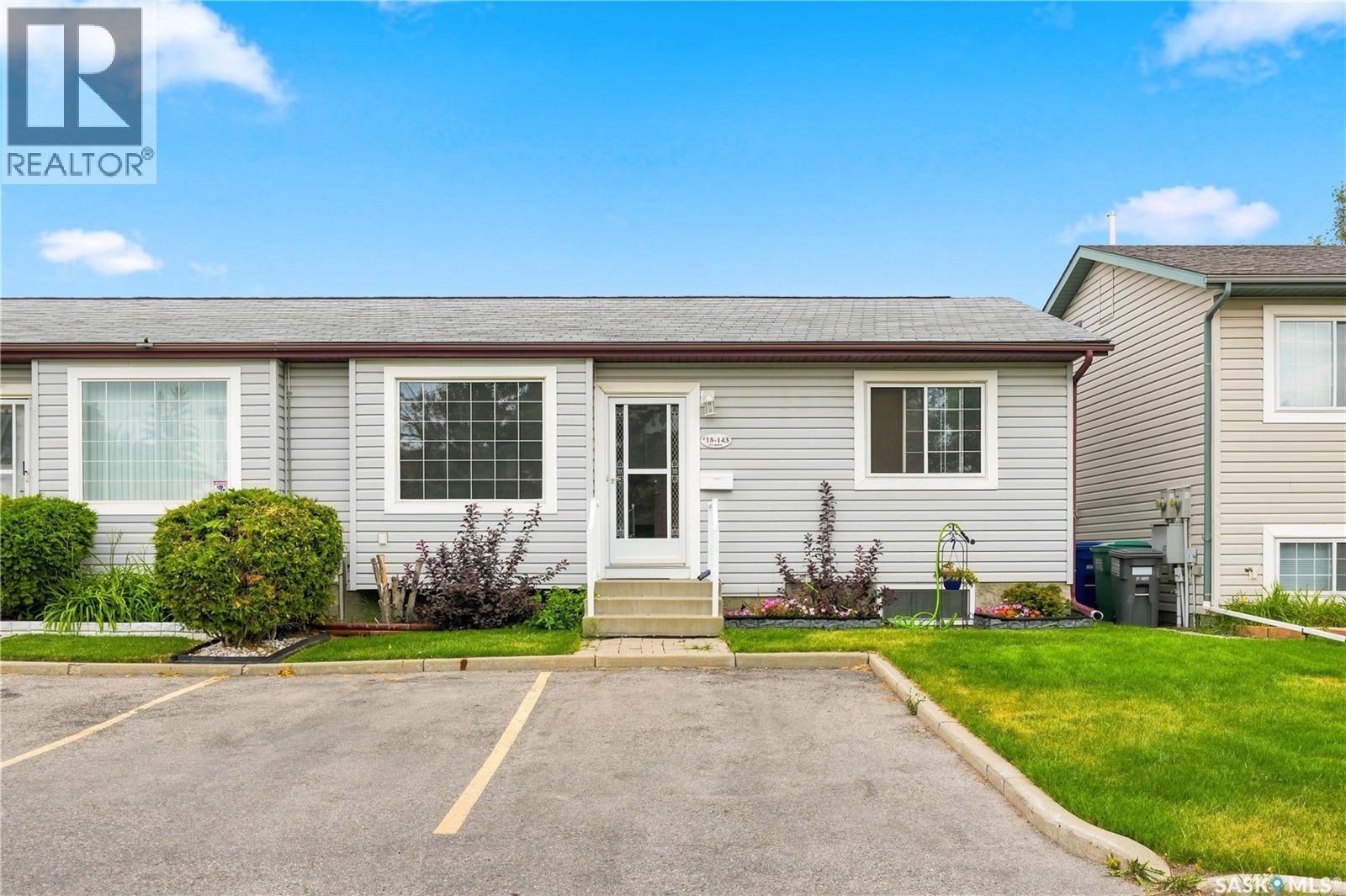 18 143 Gropper Crescent, Saskatoon, Saskatchewan  S7M 5W2 - Photo 2 - SK045840