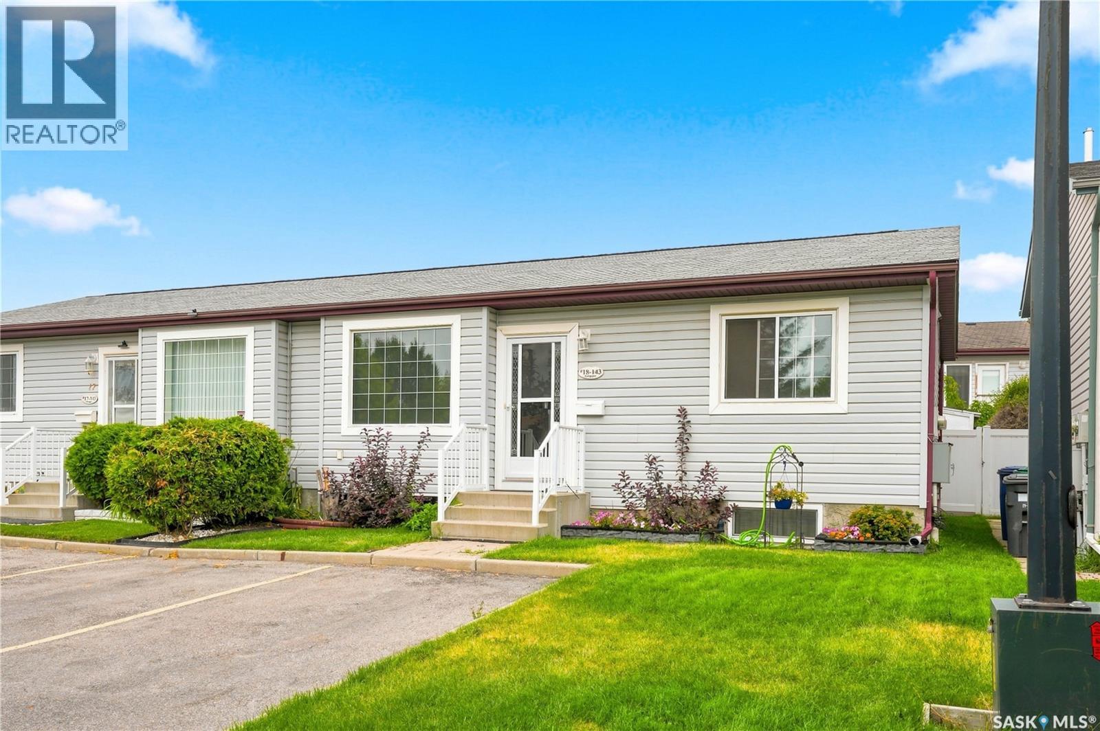 18 143 Gropper Crescent, Saskatoon, Saskatchewan  S7M 5W2 - Photo 3 - SK045840