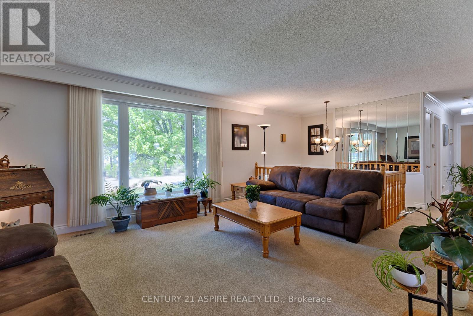2 Doris Street, Petawawa, Ontario K8A 7V1 - Photo 4 - X13249372