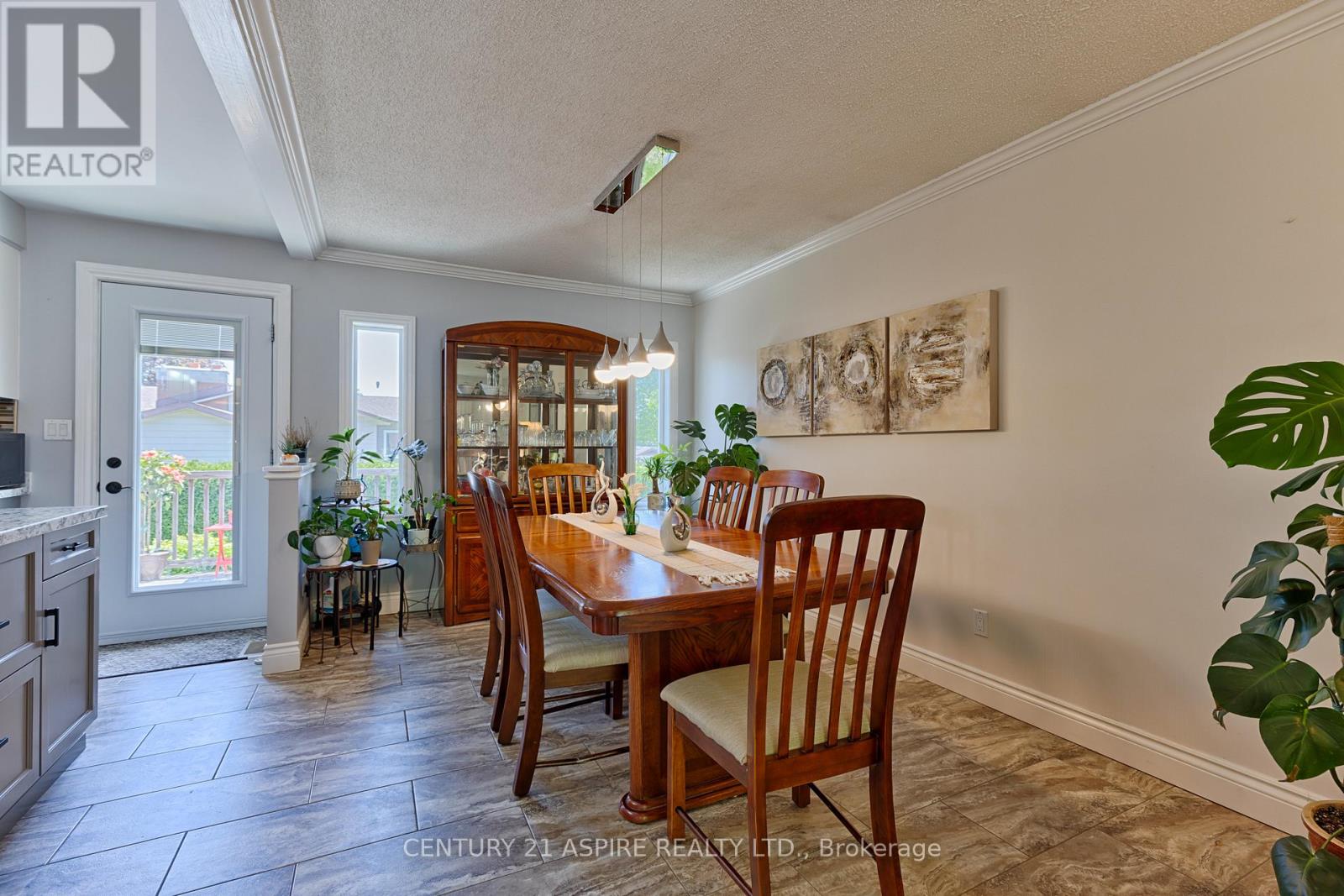 2 Doris Street, Petawawa, Ontario K8A 7V1 - Photo 6 - X13249372