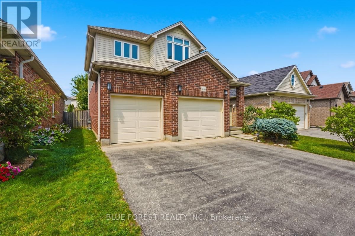 1834 Dormer Drive, London South, Ontario  N6M 0C1 - Photo 1 - X13687512