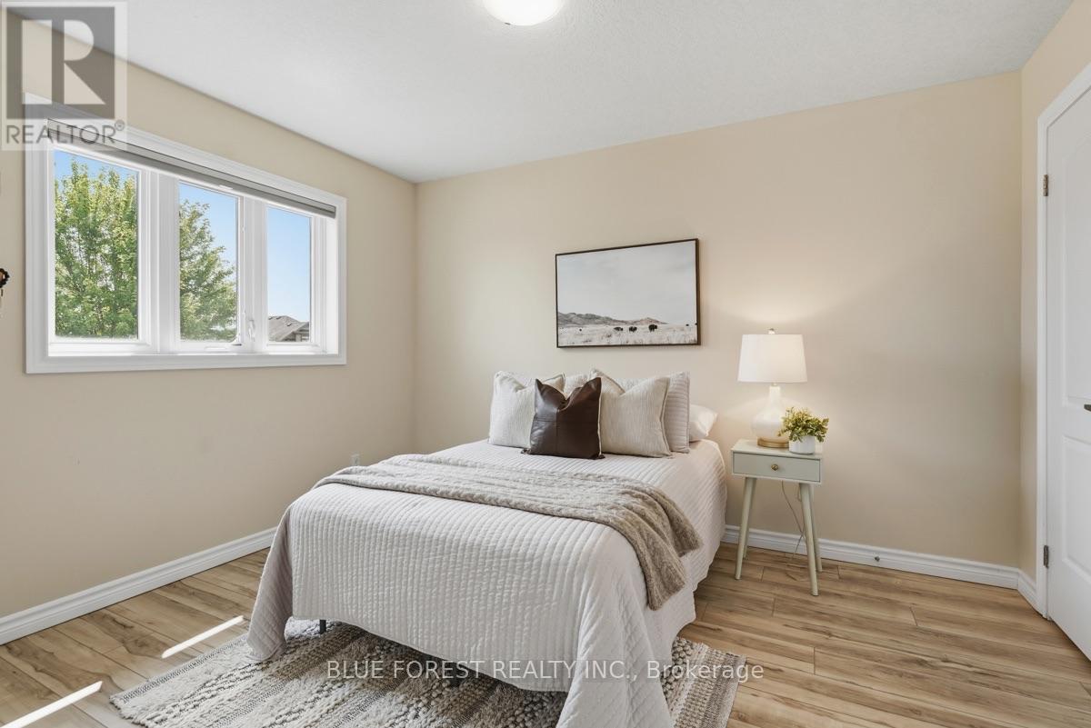 1834 Dormer Drive, London South, Ontario  N6M 0C1 - Photo 19 - X13687512