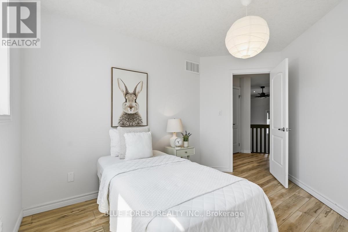 1834 Dormer Drive, London South, Ontario  N6M 0C1 - Photo 22 - X13687512