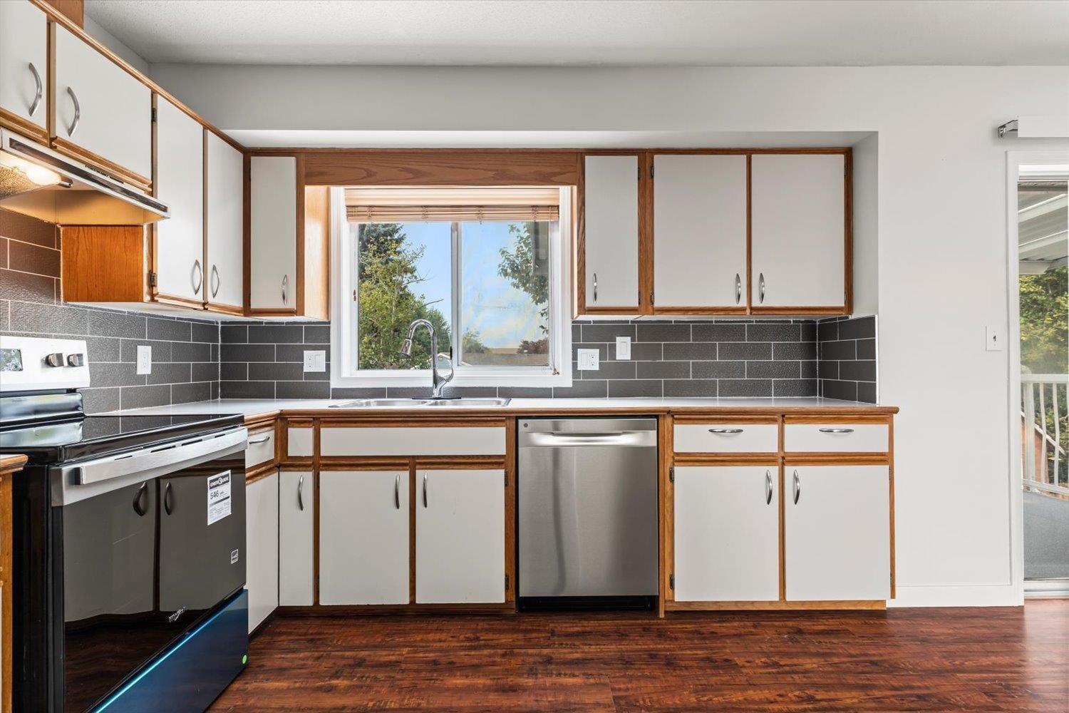 7487 Garnet Drive, Sardis West Vedder, Chilliwack, British Columbia  V2R 3B1 - Photo 14 - R3156214