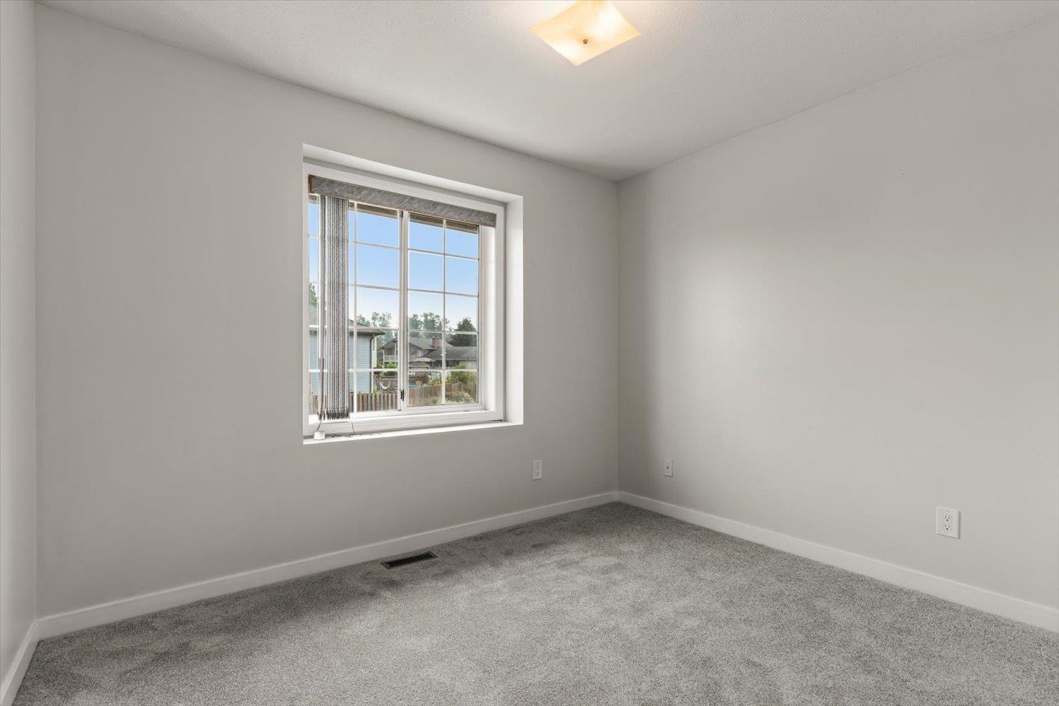 7487 Garnet Drive, Sardis West Vedder, Chilliwack, British Columbia  V2R 3B1 - Photo 19 - R3156214