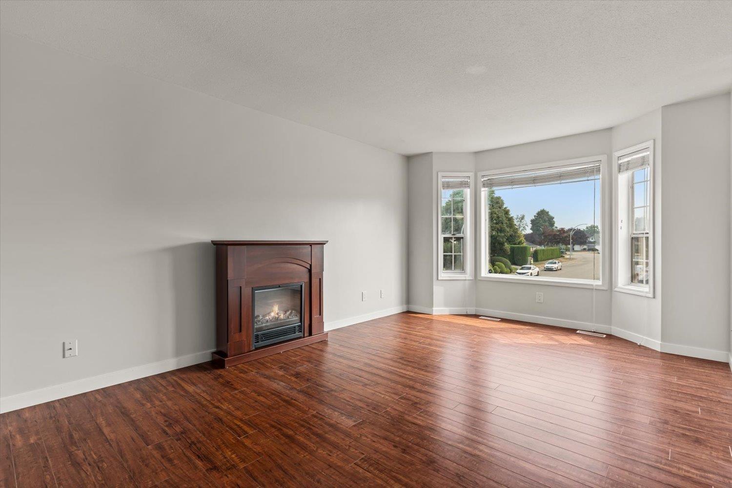 7487 Garnet Drive, Sardis West Vedder, Chilliwack, British Columbia  V2R 3B1 - Photo 6 - R3156214