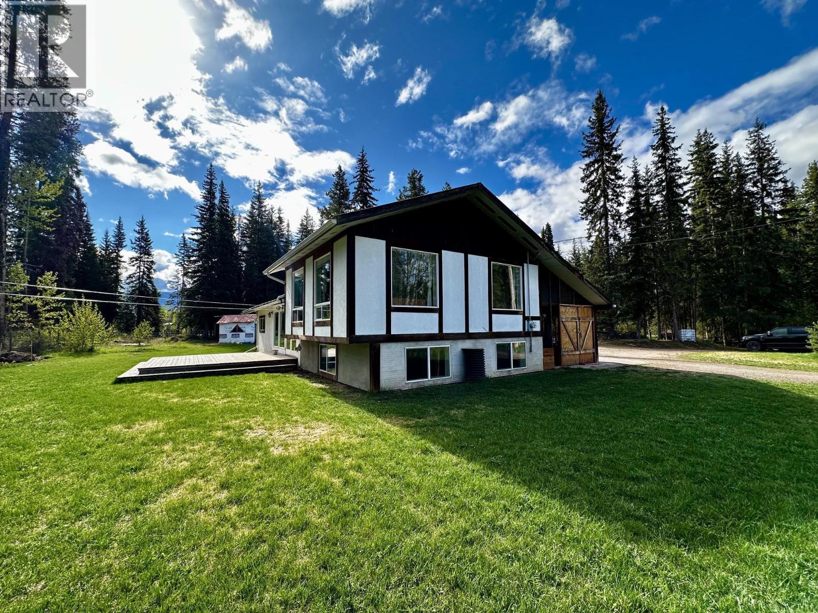 17540 Quick Station Road, Telkwa, British Columbia  V0J 2X2 - Photo 3 - R3126220