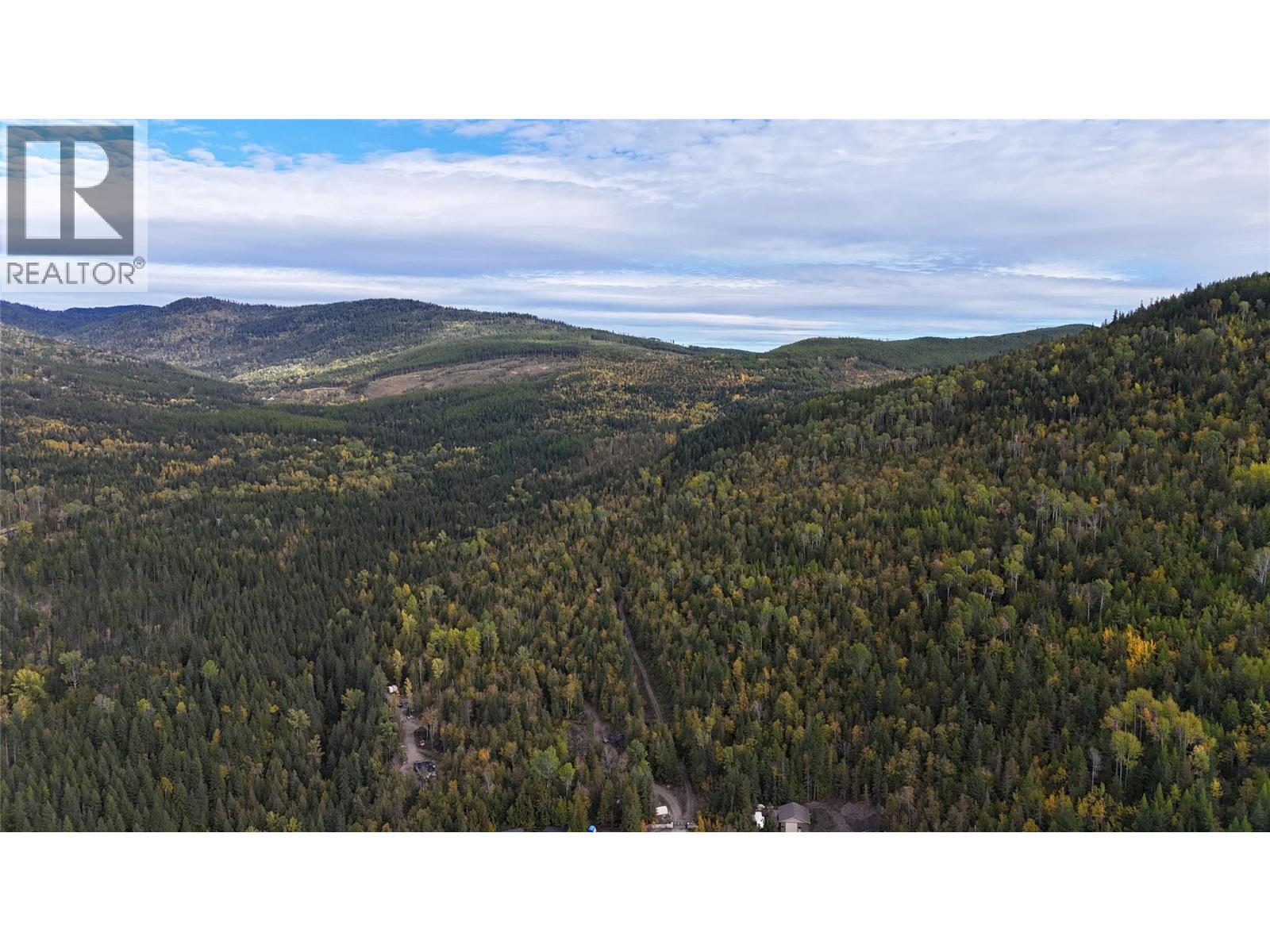 7468 Dixon Dam Road, Vernon, British Columbia  V1B 3N9 - Photo 10 - 10356861