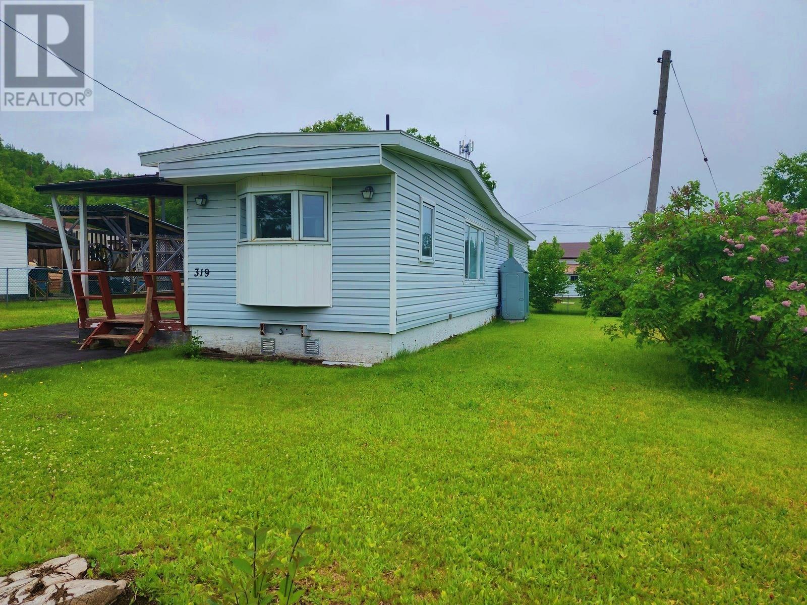 319 Walker St, Schreiber, Ontario  P0T 2S0 - Photo 2 - TB2600630