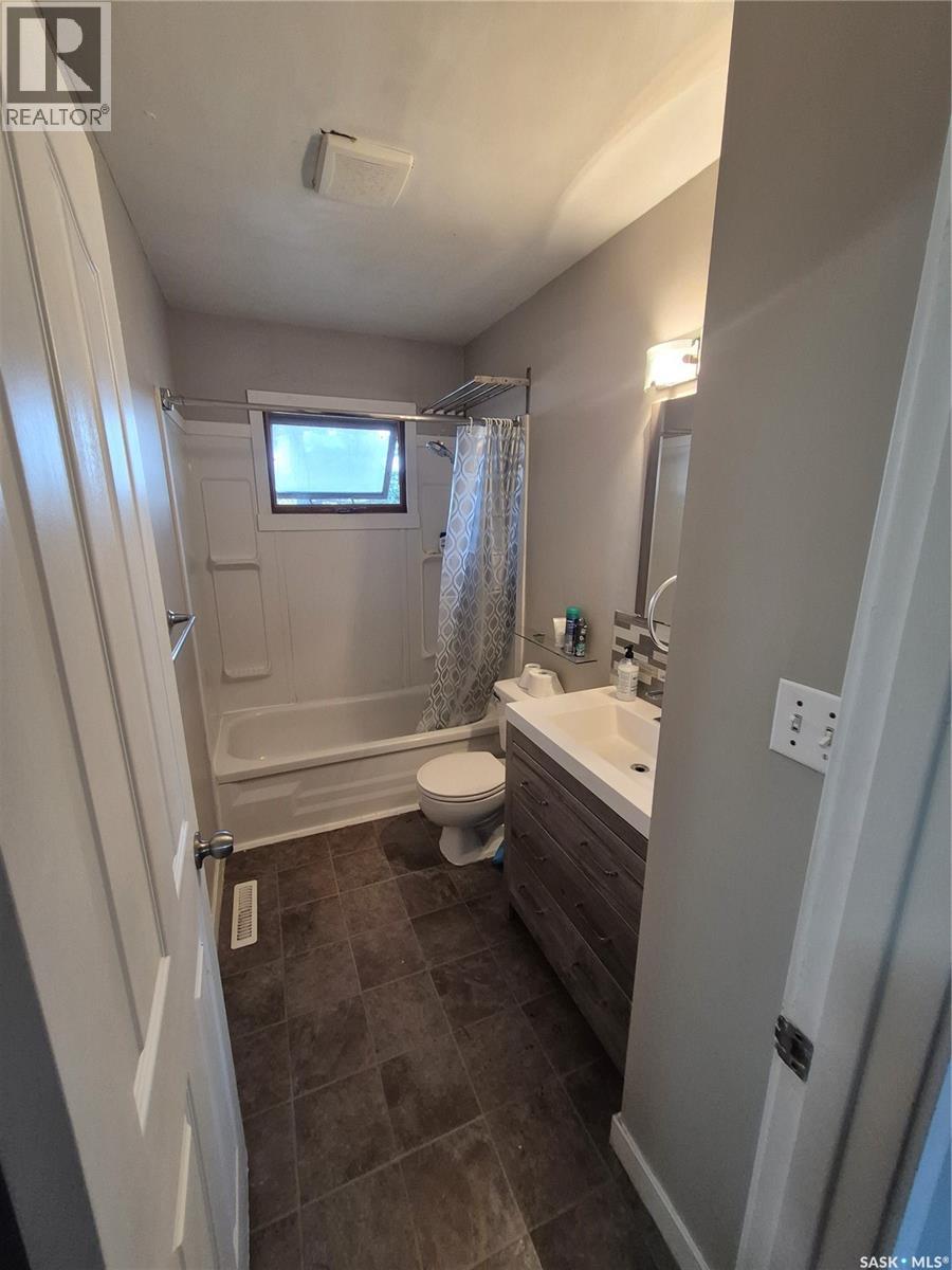 215 Central Street W, Warman, Saskatchewan  S0K 4S0 - Photo 9 - SK044806