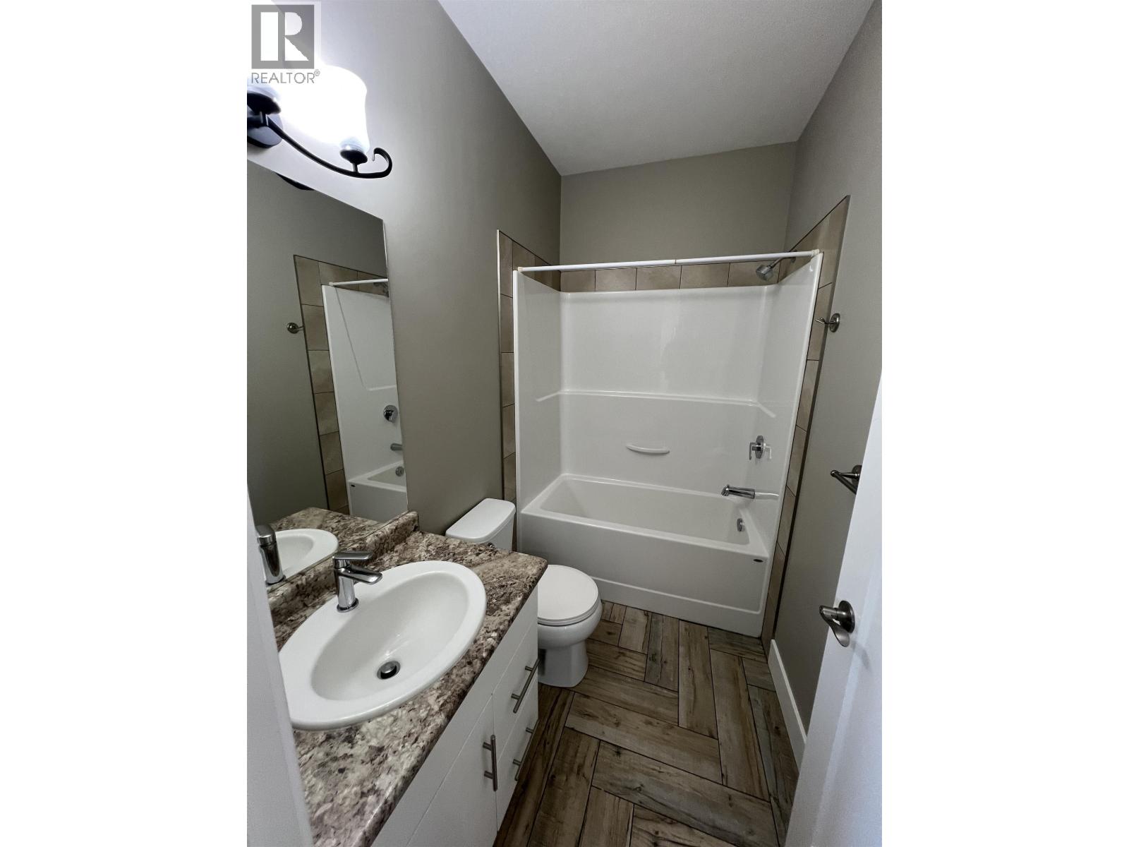 8215 88 Avenue, Fort St. John, British Columbia  V1J 0N9 - Photo 11 - R3156716