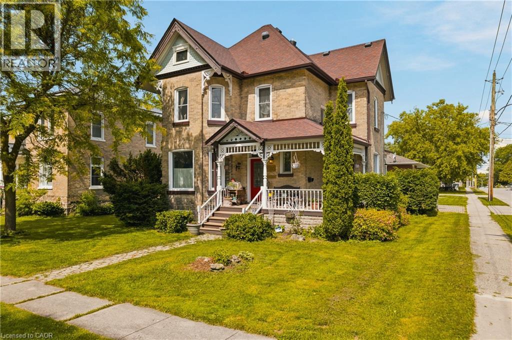 295 Livingstone Avenue, Listowel, Ontario  N4W 1R1 - Photo 2 - 40844358