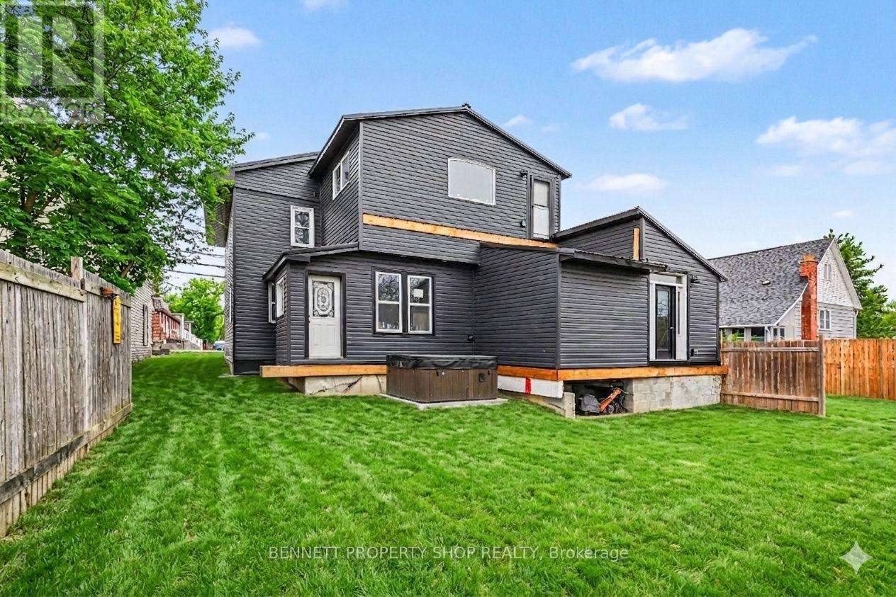 14 River Road, Mcnab/braeside, Ontario  K7S 1R2 - Photo 4 - X13687606