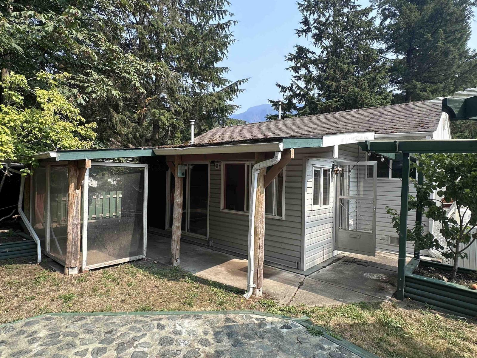 43 1650 Columbia Valley Road, Columbia Valley, Columbia Valley, British Columbia  V2R 4X4 - Photo 1 - R3156555
