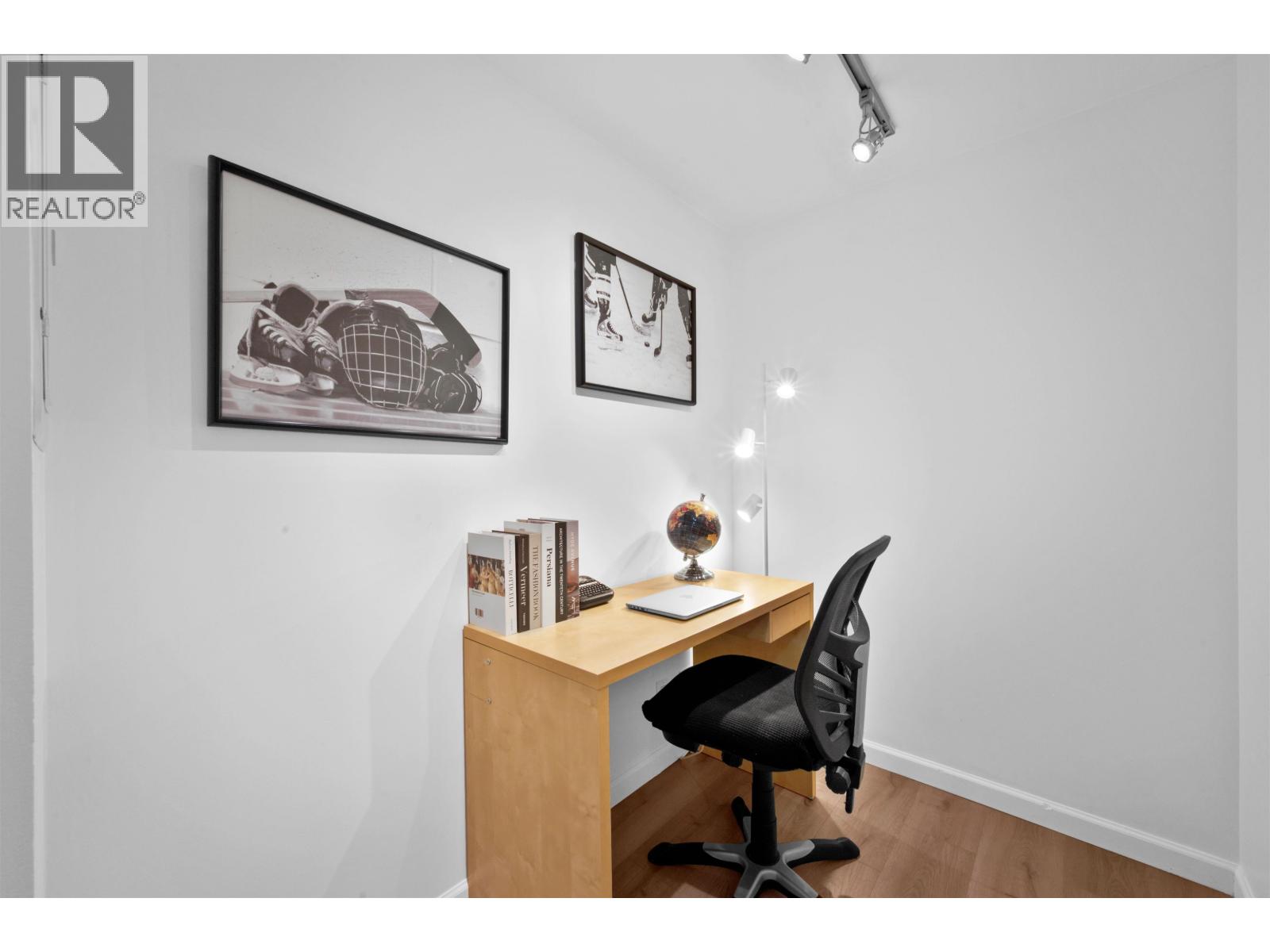 303 9288 University Crescent, Burnaby, British Columbia  V5A 4X7 - Photo 14 - R3156337