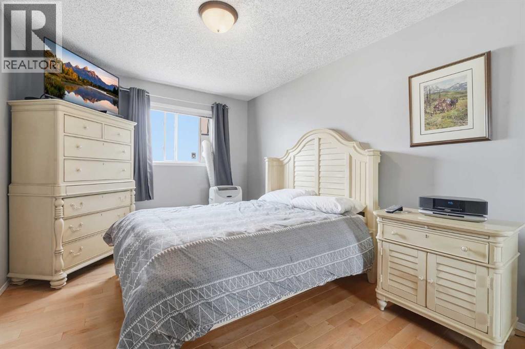 159 Applebrook Circle Se, Calgary, Alberta  T2A 7T3 - Photo 9 - A2336495