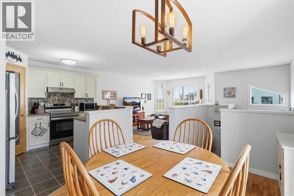 159 Applebrook Circle Se, Calgary, Alberta  T2A 7T3 - Photo 7 - A2336495