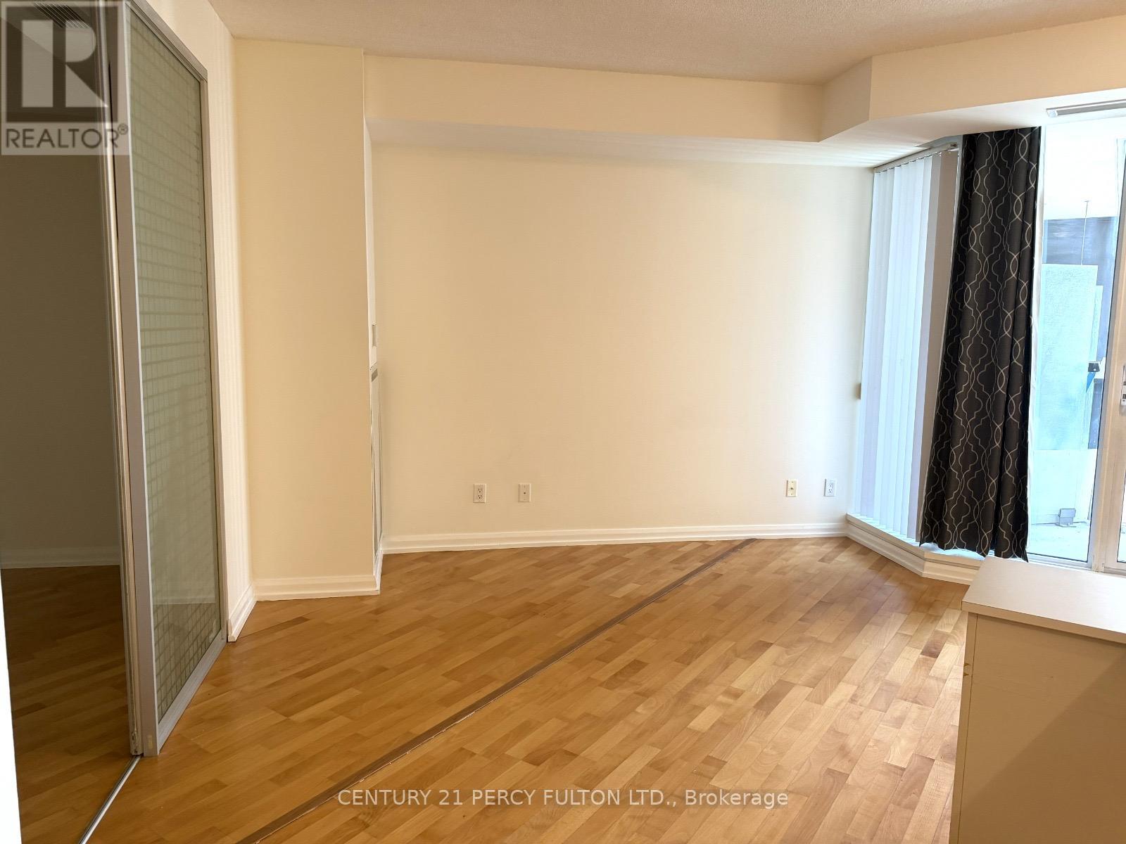 1501 - 111 Elizabeth Street, Toronto, Ontario  M5G 1P7 - Photo 9 - C13687572