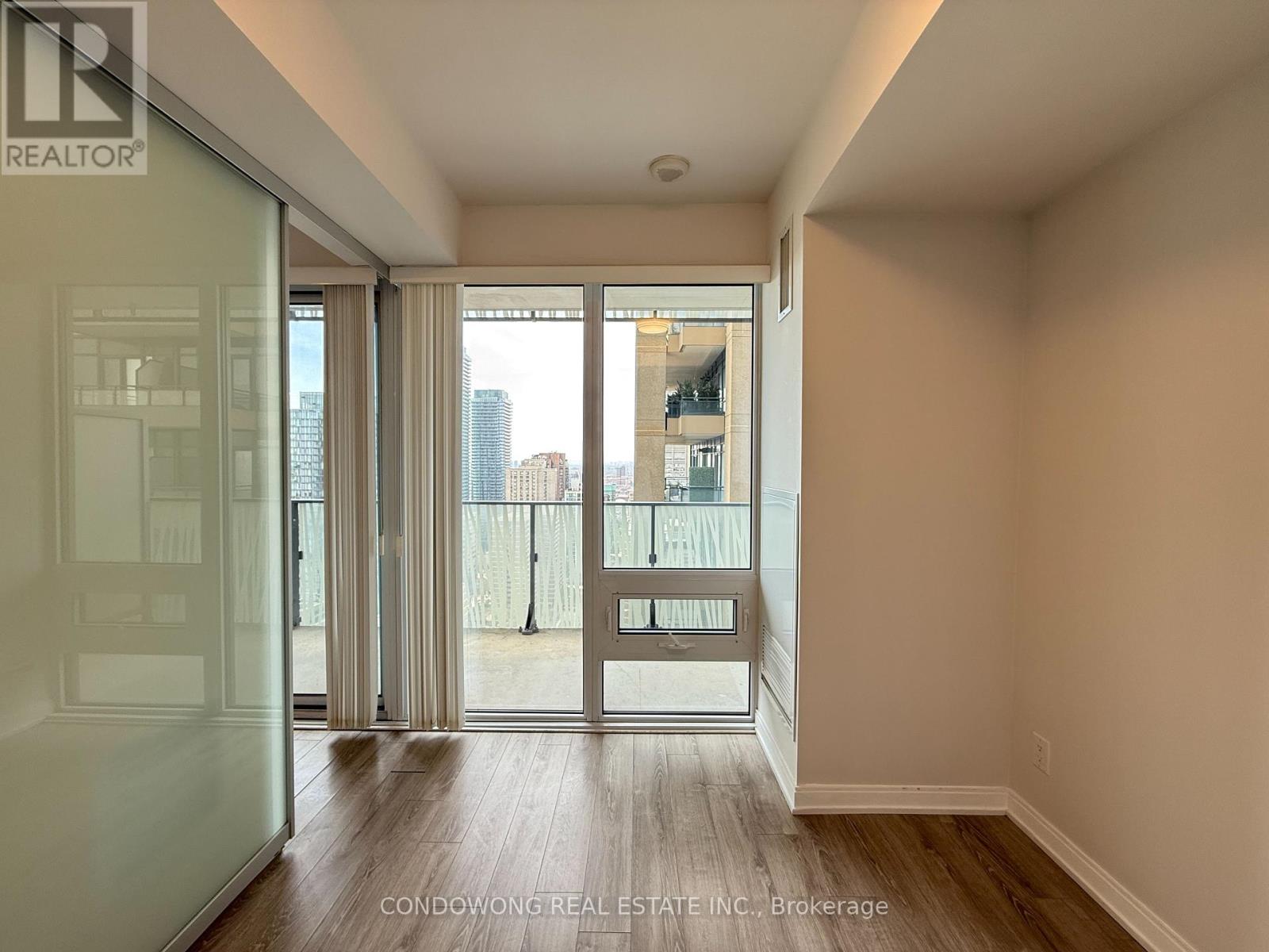 2805 - 42 Charles Street E, Toronto, Ontario  M4Y 0B7 - Photo 10 - C13687622