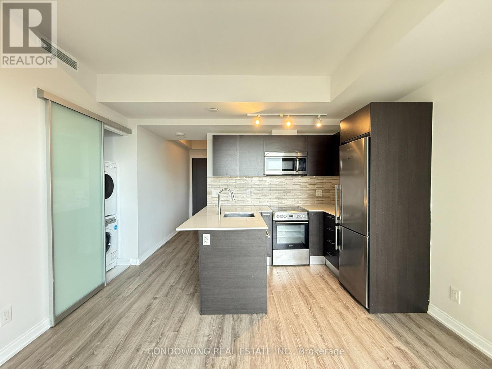 2805 - 42 Charles Street E, Toronto, Ontario  M4Y 0B7 - Photo 2 - C13687622