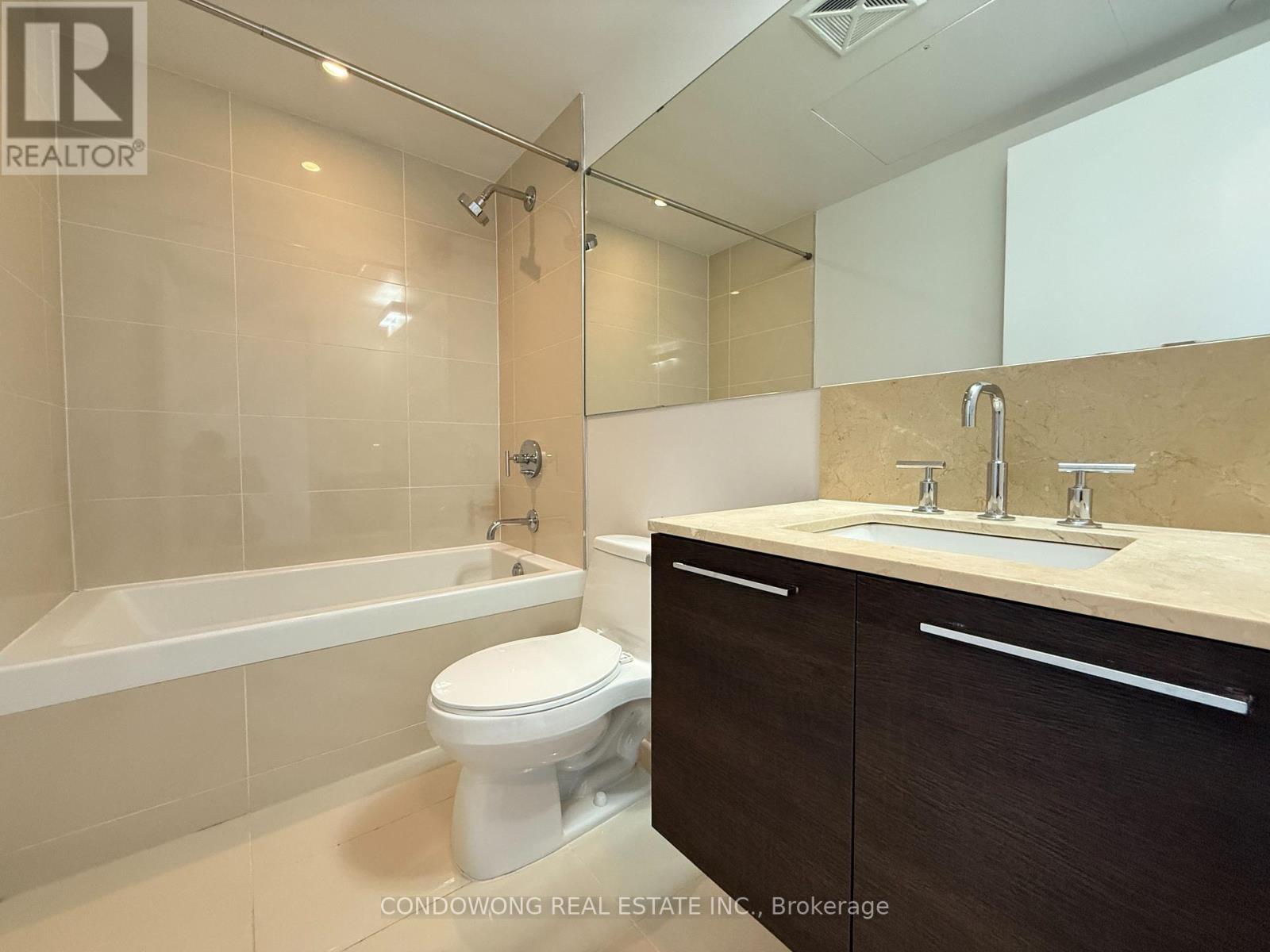 2805 - 42 Charles Street E, Toronto, Ontario  M4Y 0B7 - Photo 4 - C13687622