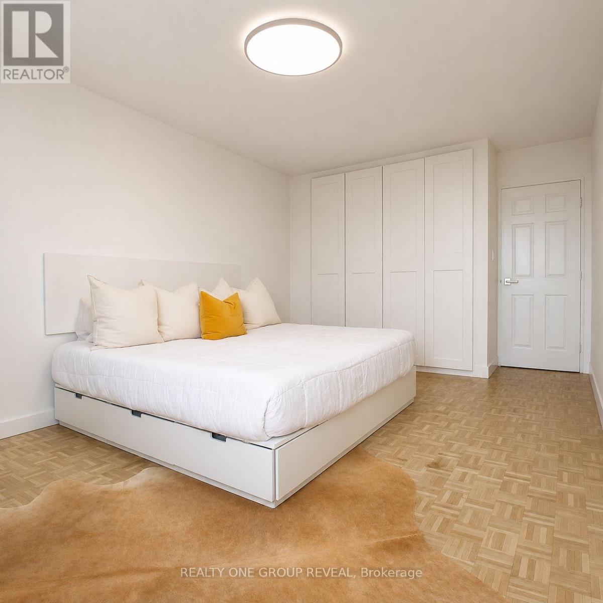 2605 - 3 Massey Square, Toronto, Ontario  M4C 5L5 - Photo 11 - E13687490