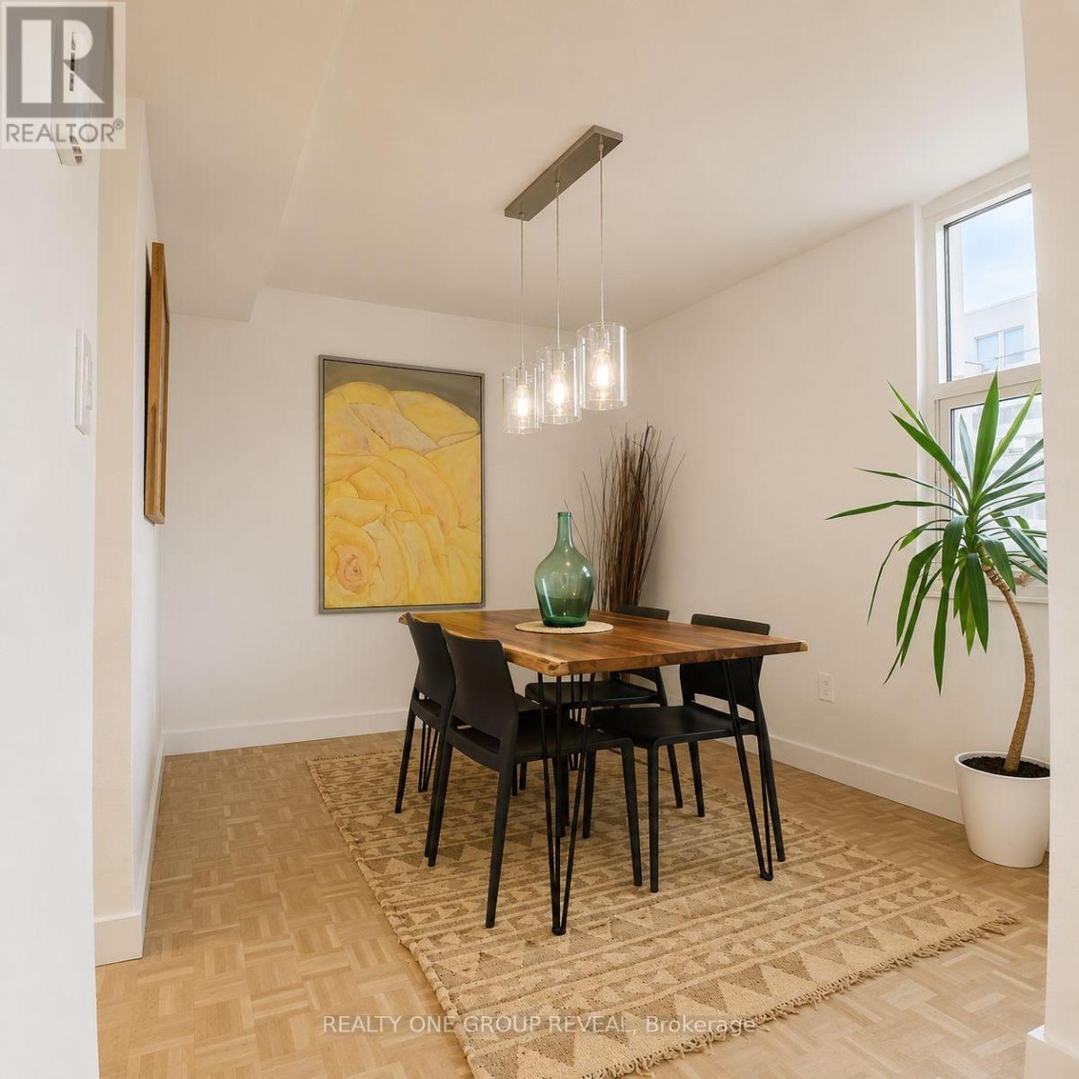 2605 - 3 Massey Square, Toronto, Ontario  M4C 5L5 - Photo 6 - E13687490