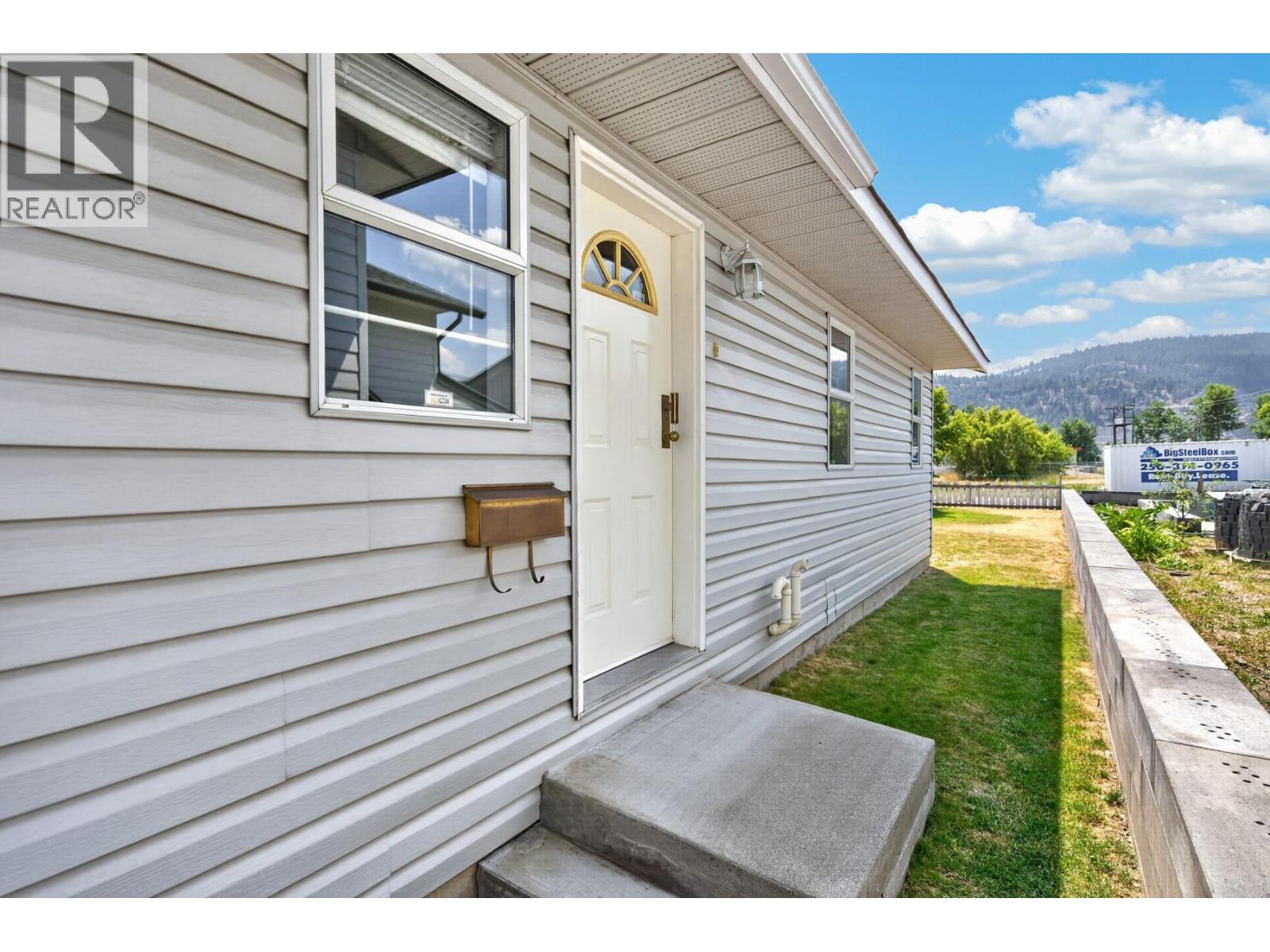 1540 Canford Avenue, Merritt, British Columbia  V1K 1B8 - Photo 7 - 10395718