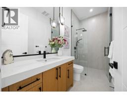 1102 Carnoustie Drive, Kelowna, British Columbia  V1P 0A3 - Photo 25 - 10398071
