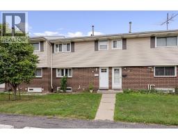2755 MEADOWBROOK Unit# 11, Windsor, Ontario