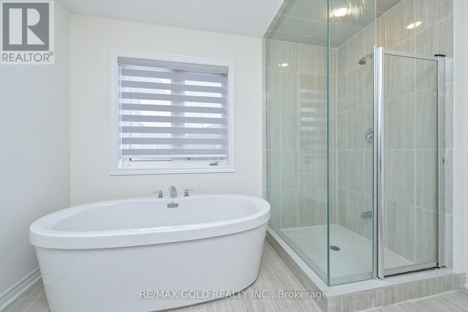 1345 Davis Loop, Innisfil, Ontario  L0L 0B1 - Photo 21 - N13687516