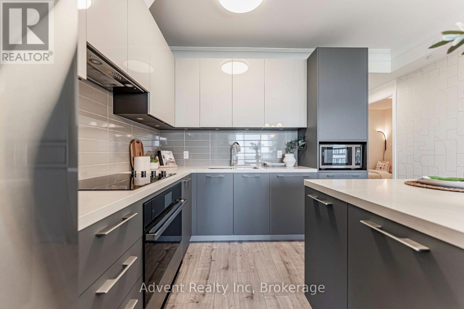 3806 - 18 Water Walk Drive, Markham (Unionville), Ontario  L3R 6L5 - Photo 18 - N13687534