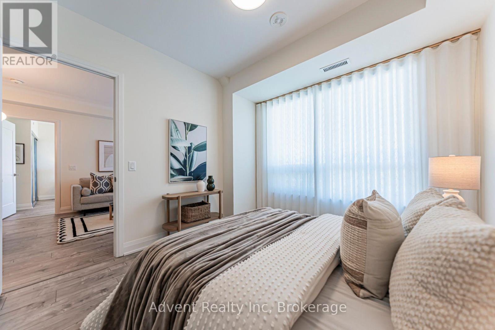 3806 - 18 Water Walk Drive, Markham (Unionville), Ontario  L3R 6L5 - Photo 28 - N13687534