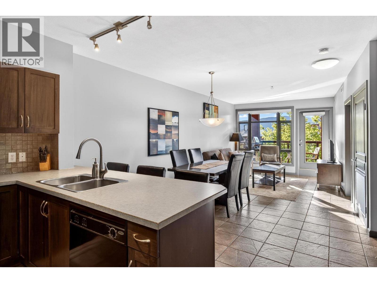 654 Cook Road Unit# 308, Kelowna, British Columbia