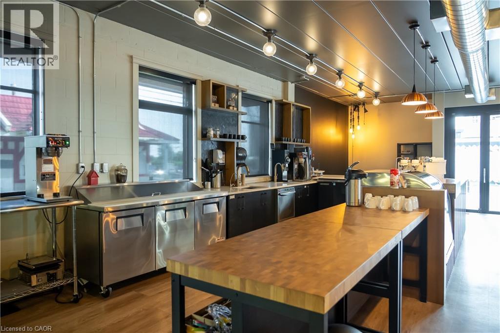618 King Street W, Kitchener, Ontario  N2G 1C8 - Photo 11 - 40827423