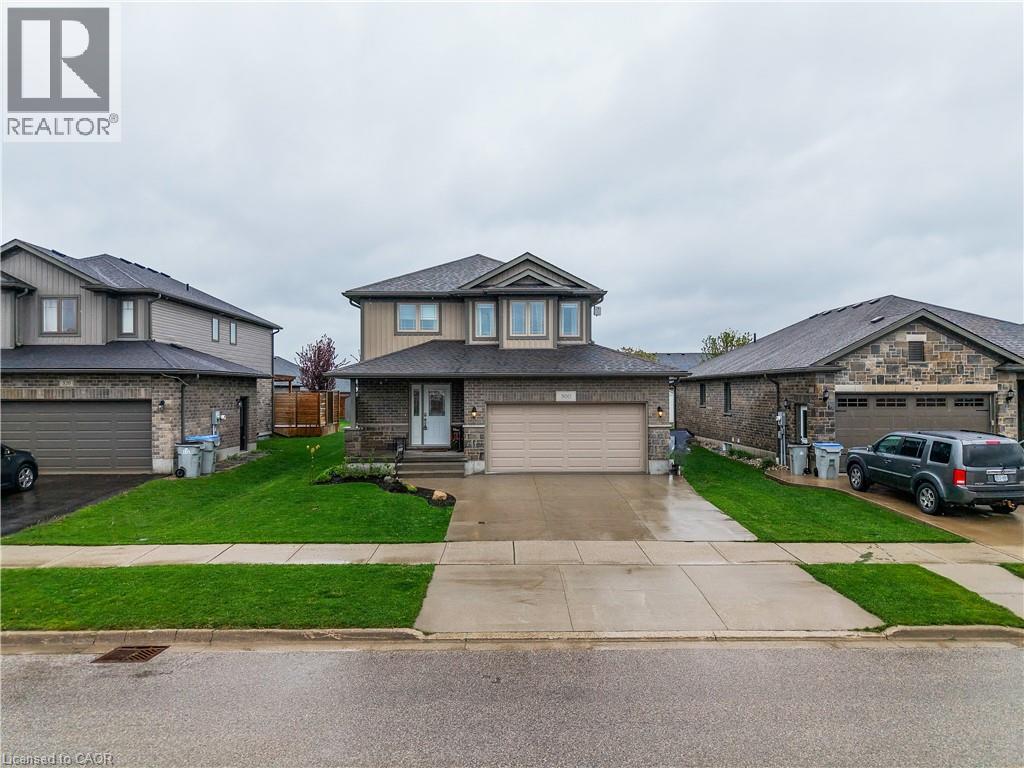 300 HUTTON Street E, Listowel, Ontario