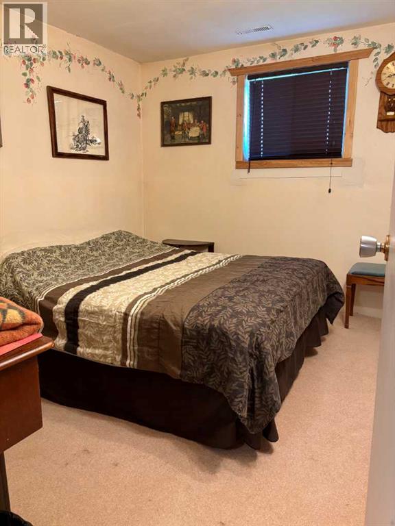 4915 50 Avenue E, Bluffton, Alberta  T0C 0M0 - Photo 12 - A2313696
