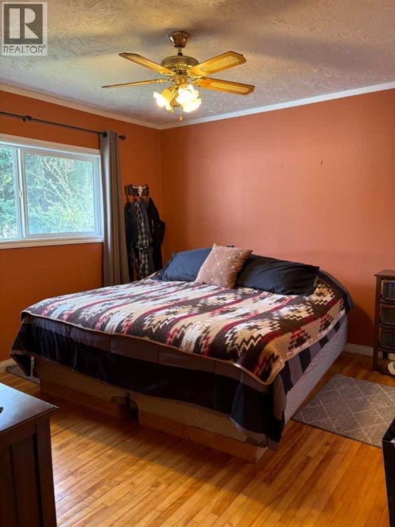 4915 50 Avenue E, Bluffton, Alberta  T0C 0M0 - Photo 8 - A2313696